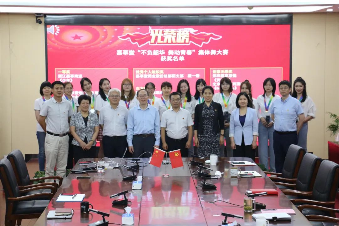 6t����&ldquo;�����ػ� �趯�ഺ&rdquo;  ���������  Բ����Ļ